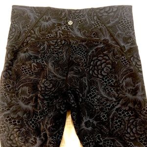 Lululemon leggings size 12, 27” inseam